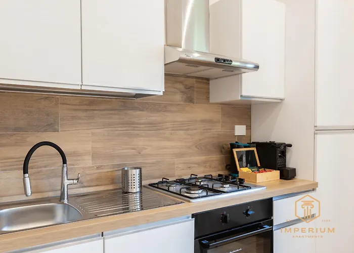 Apartment Imperium Consolae - 3 Bdrm, 200mt To Metro, Terrace, A-c *